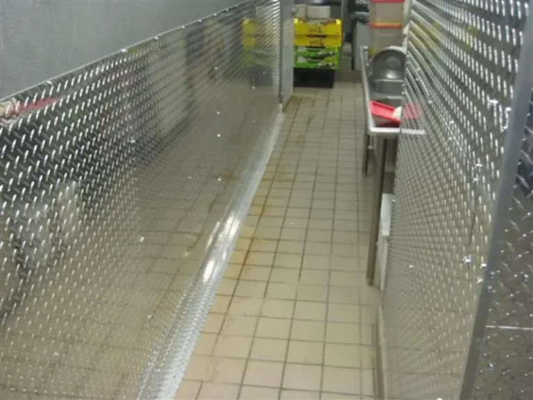 What Are Diamond Plate Sheets Used For