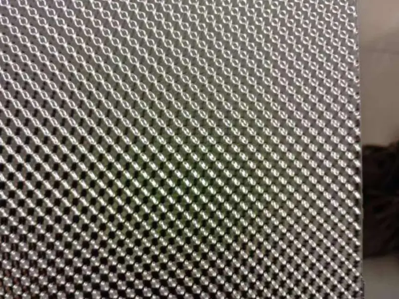 Embossed Aluminum vs Smooth Aluminum